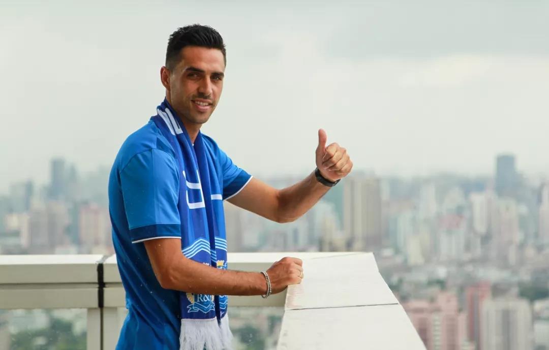 熊猫直播平台-球员技艺高超秀才，赞叹传奇继续书写