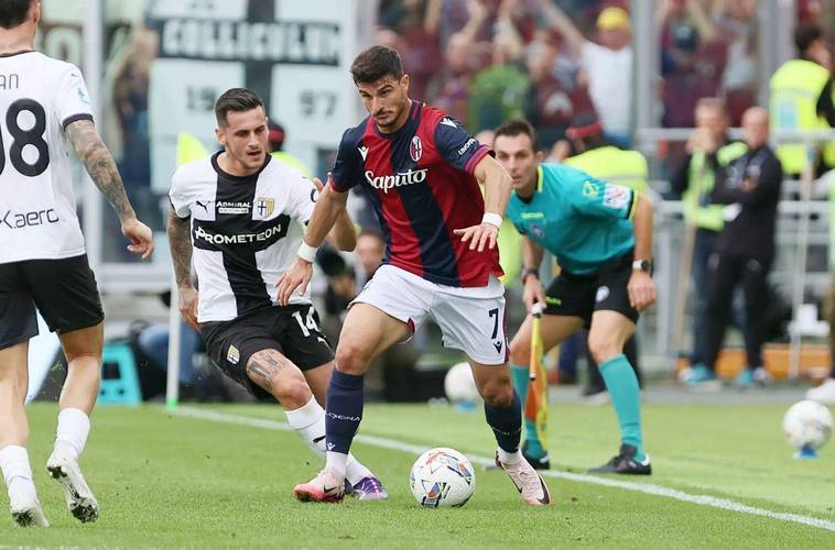 那不勒斯主场战胜博洛尼亚，继续领跑