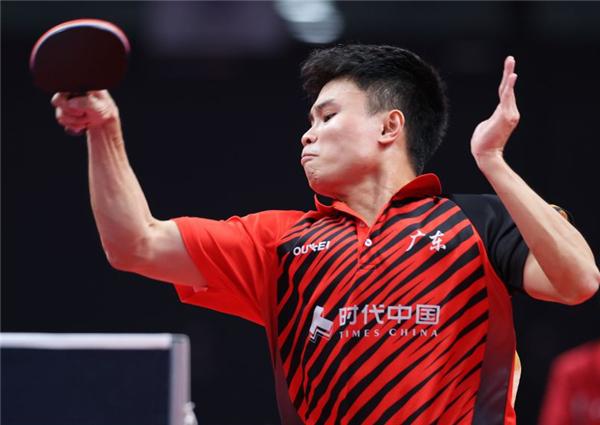 队长发威，全场压制对手豪取全胜的简单介绍