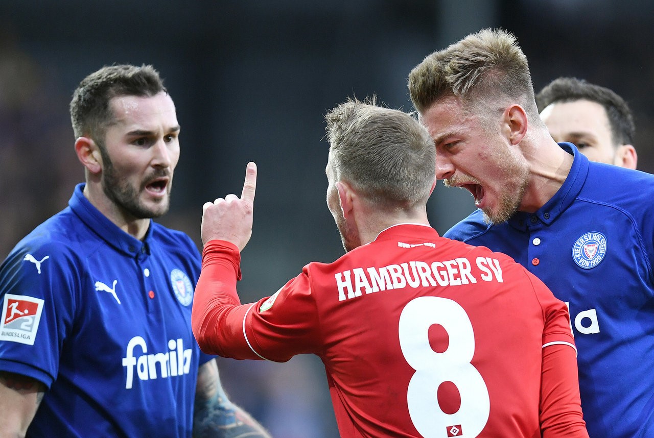 汉堡SV逆转比赛，实现惊人逆袭