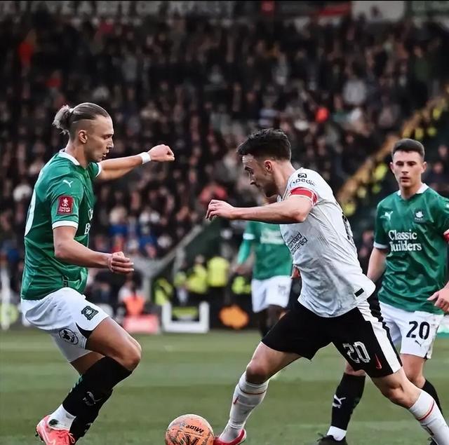 熊猫体育官方网站-巴萨客场不敌热刺，遭遇出乎意料的挑战