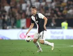 包含费拉拉无奈放弃，球队重整旗鼓力争胜利的词条