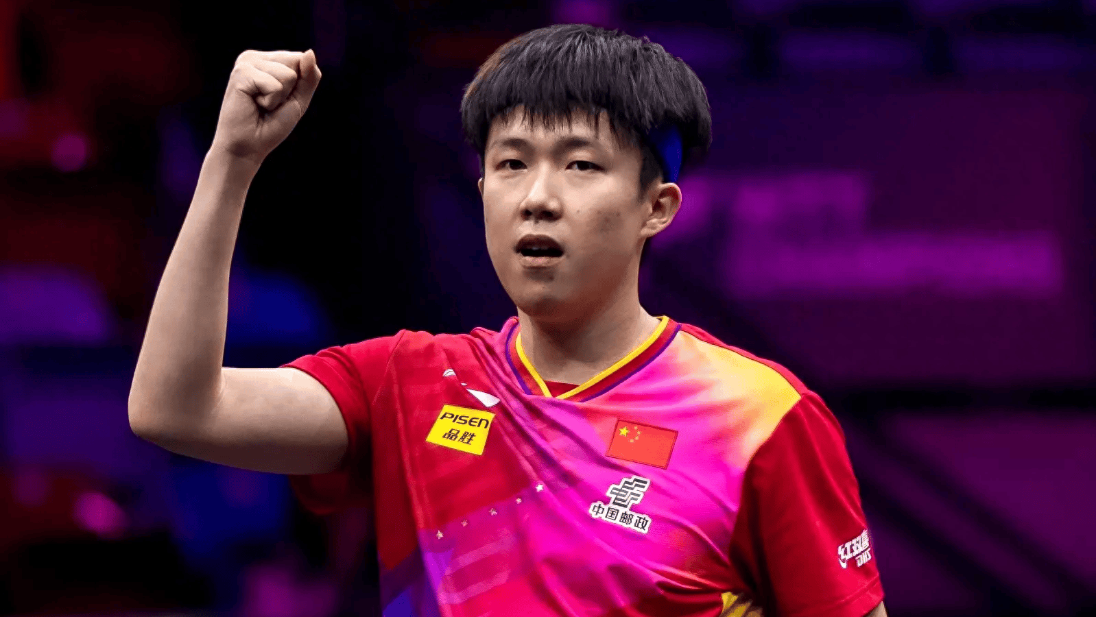 法兰克福在比赛中全力拼搏赢得胜利