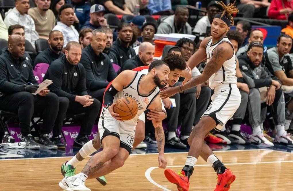 熊猫直播官网-篮网队客场战胜公牛队