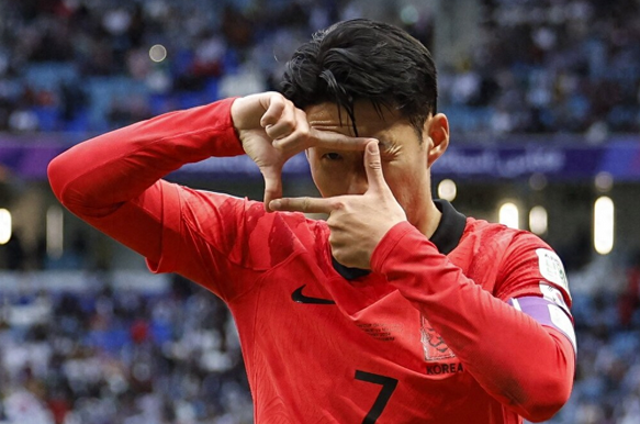 熊猫直播平台-阿曼球队大获胜利，惊险晋级