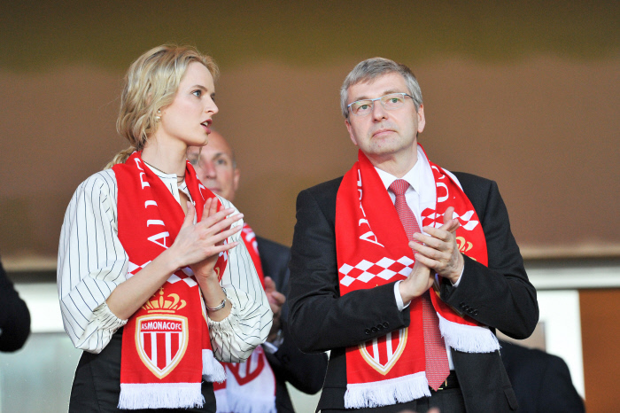 球队老板与演艺明星互动交流合作计划