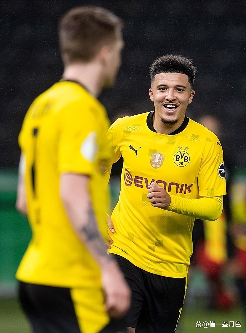 熊猫体育平台-沃尔夫斯堡球员士气高涨,全队备战欧冠的简单介绍