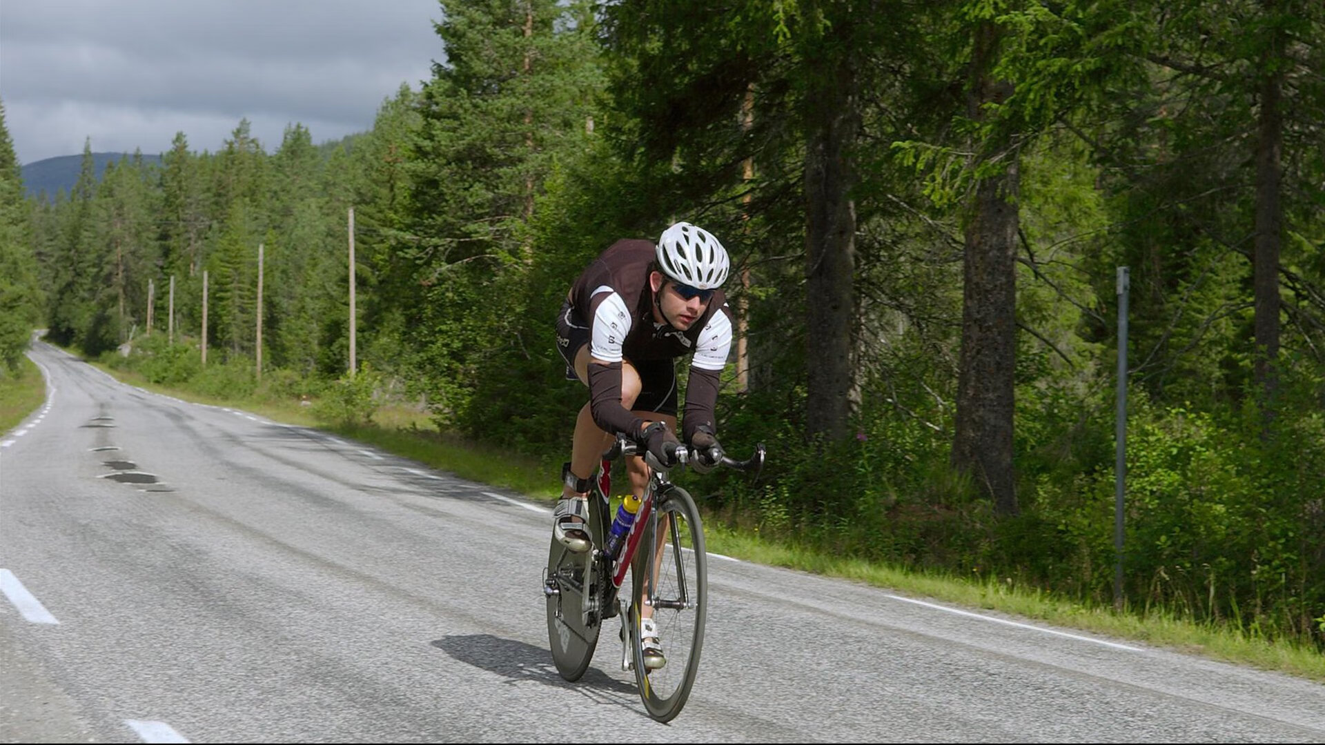 尼斯节奏掌控威尔士，哈兰德关键先生定胜局